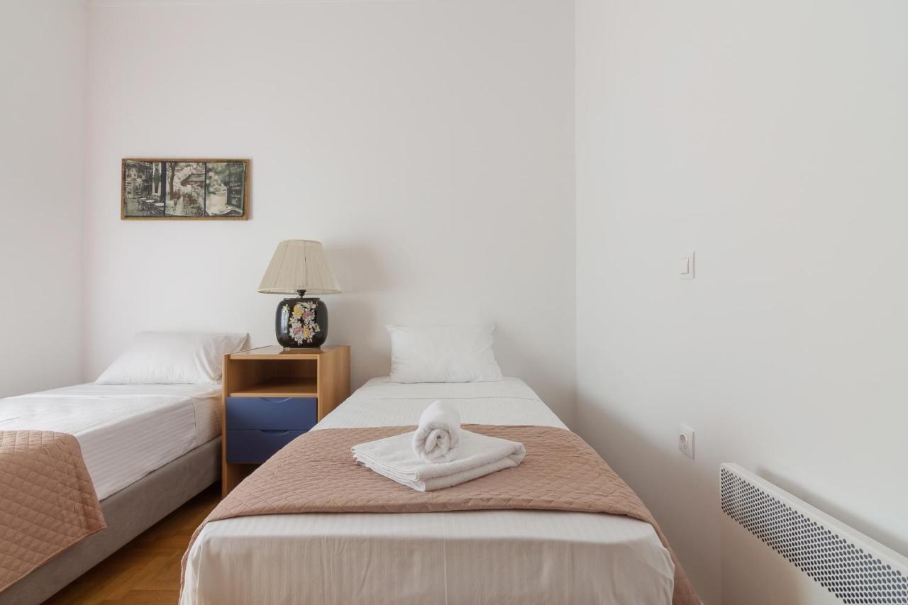 Nice 2Bedroom Apartment In Pagkrati เอเธนส์ ภายนอก รูปภาพ